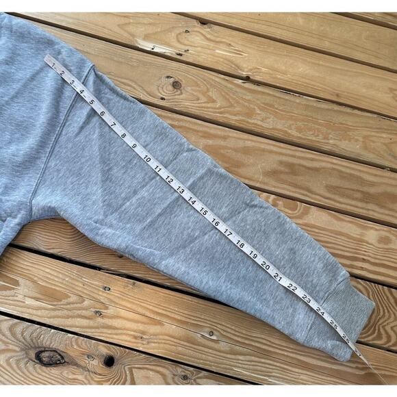 NWT Pull & Bear Stwd Logo Sweatshirt Size Large Men’s Gray Pullover - Picture 9 of 9